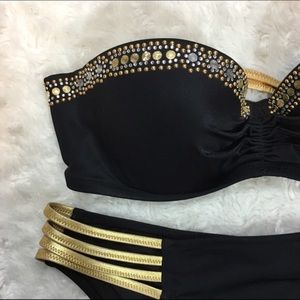 Victoria’s Secret Bikini Set